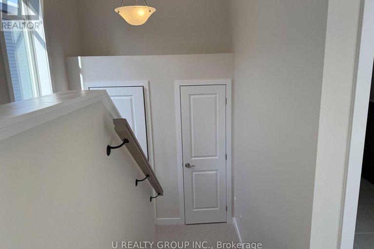 29330722/646-corporal-private/blossom-parkkemp-parkfindlay-creek/ottawa/ontario/K1X0M7_15