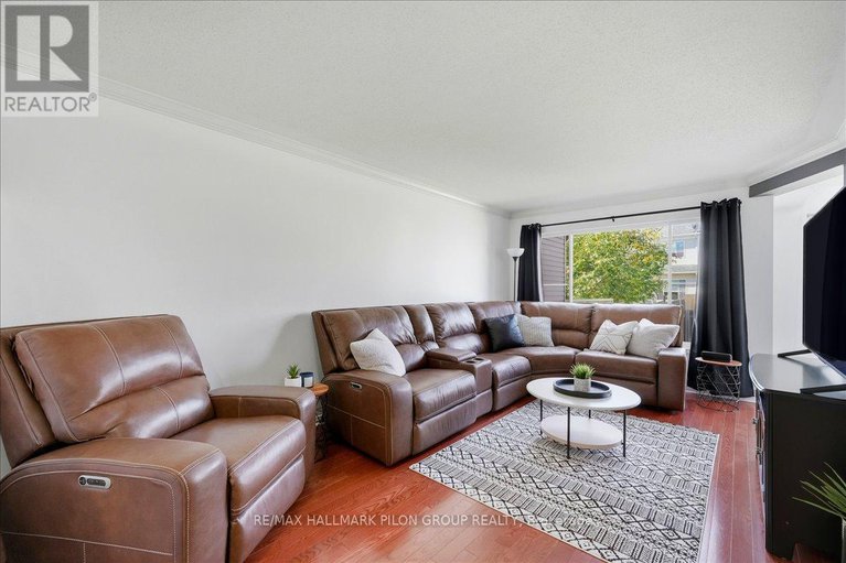 28990232/2135-assomption-street/avalon-east/ottawa/ontario/K4A4J9_3