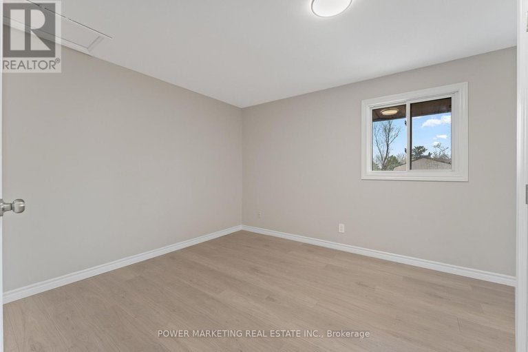 28515650/1566-feather-lane/sawmill-creektimbermill/ottawa/ontario/K1T1V4_15