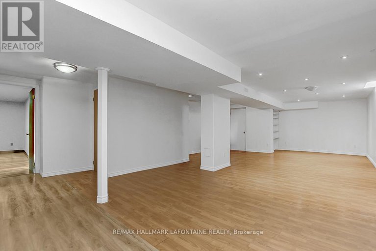 29381191/6128-vineyard-drive/convent-glen/ottawa/ontario/K1C2N6_39