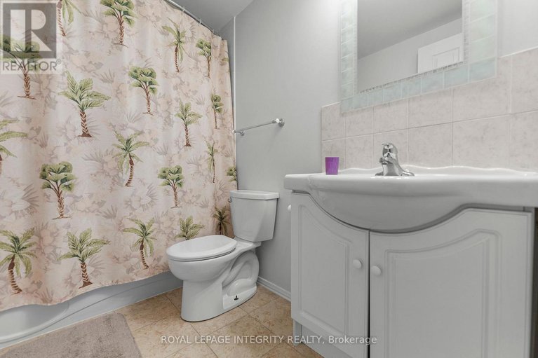 29398806/86-stokes-crescent/glencairnhazeldean/ottawa/ontario/K2L2Z4_22