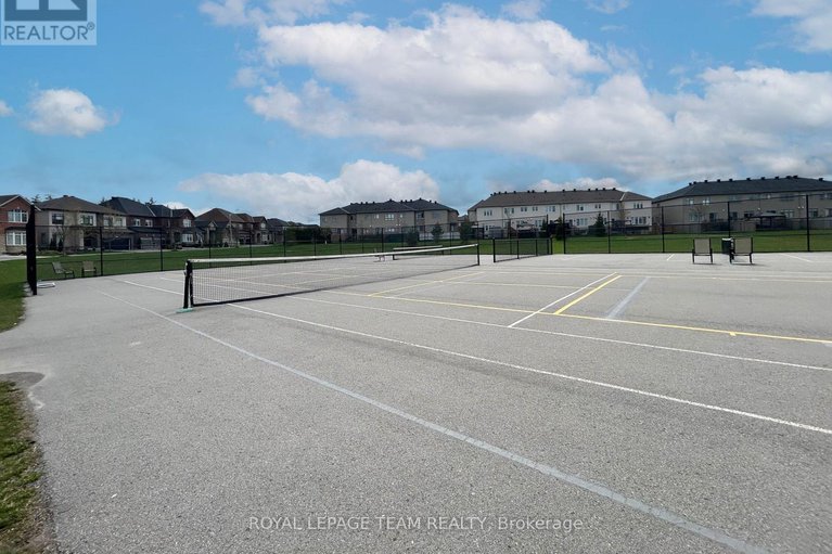 28283530/523-parade-drive/stittsville-south/ottawa/ontario/K2S0X8_44