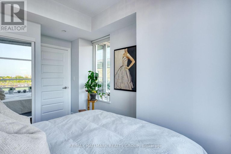 28202266/305-1035-bank-street/ottawa-centregolden-triangle/ottawa/ontario/K1P5N5_19