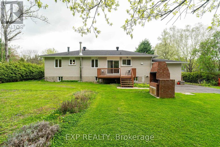 28570683/751-pattee-road/champlain-twp/champlain/ontario/K6A2R2_38