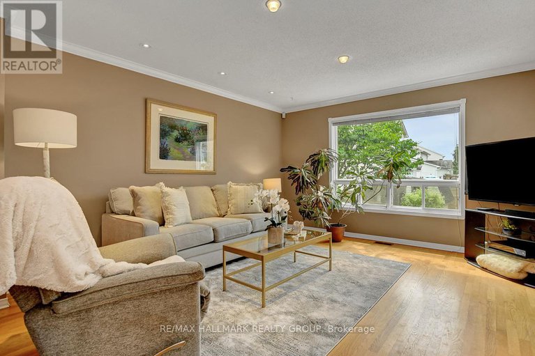 28882866/1166-ambercrest-street/carson-grove/ottawa/ontario/K1J1B2_10