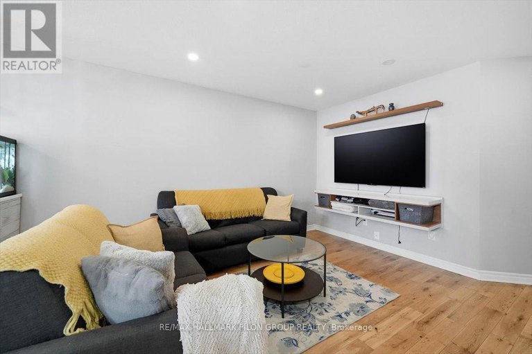 29233596/504-allegro-way/avalon-east/ottawa/ontario/K4A0H6_4