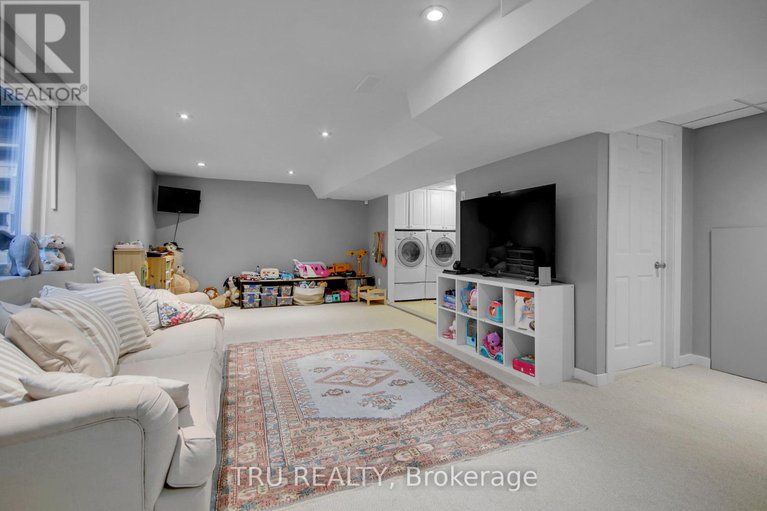 28334651/36-varley-drive/beaverbrook/ottawa/ontario/K2K1G2_40