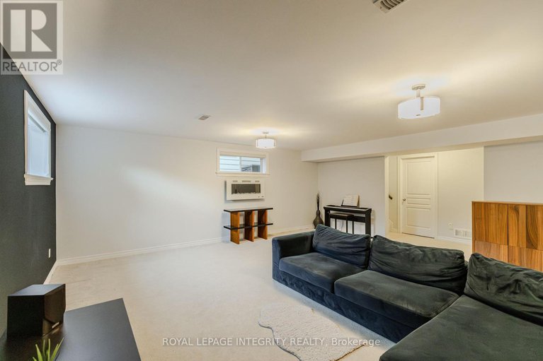 28931178/206-ancaster-avenue/woodroffe/ottawa/ontario/K2B5B3_24