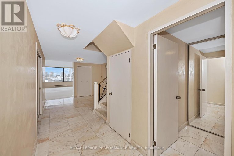 28410247/1204-40-boteler-street/lower-townbyward-market/ottawa/ontario/K1N9C8_22