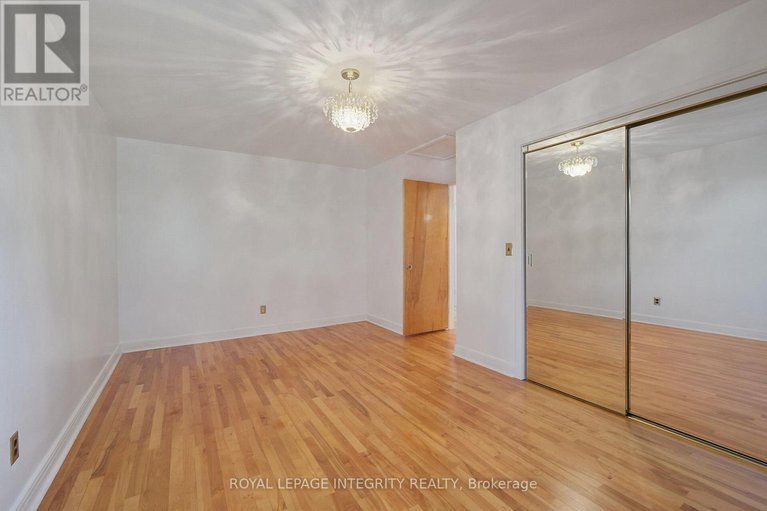 28863482/81-drouin-avenue/overbrook/ottawa/ontario/K1K2A6_25