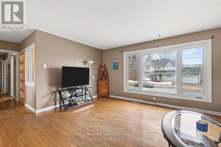 29610481/2091-lenester-avenue/mckellar-heightsglabar-park/ottawa/ontario/K2A1K9_3