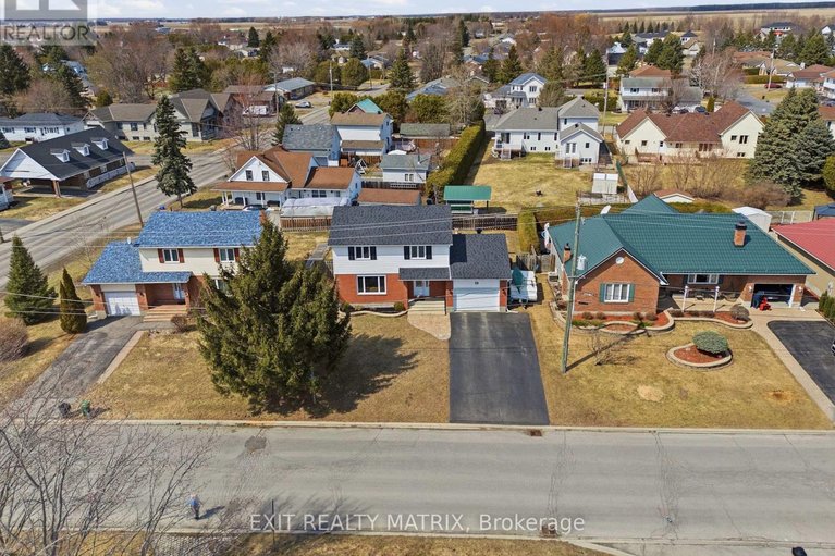 29608053/144-centenaire-street/embrun/russell/ontario/K0A1W0_37