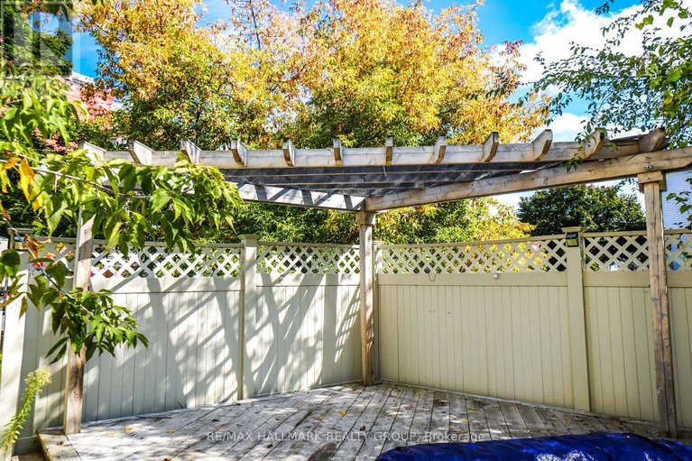 28925321/1020-grenon-avenue/fairfield-heights/ottawa/ontario/K2B8L8_43