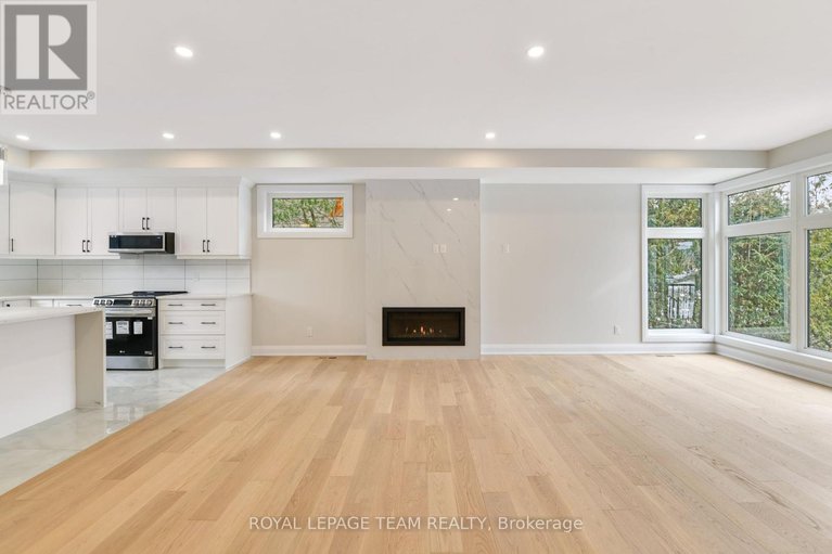 28608751/845-melfa-crescent/mooneys-bay/ottawa/ontario/K2C0P5_6