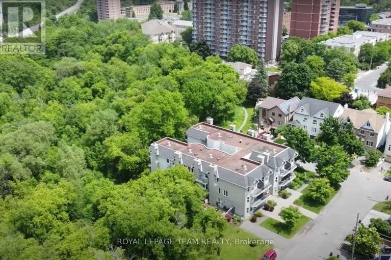 28513863/1-1121-bavlie-avenue/billings-bridge/ottawa/ontario/K1H8P3_29