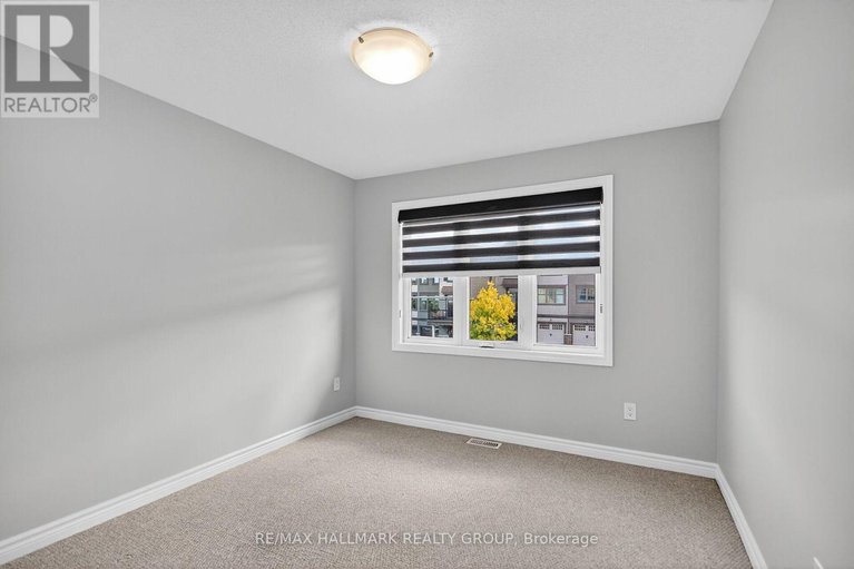 29073526/878-kilbirnie-drive/half-moon-bay/ottawa/ontario/K2J6G5_19