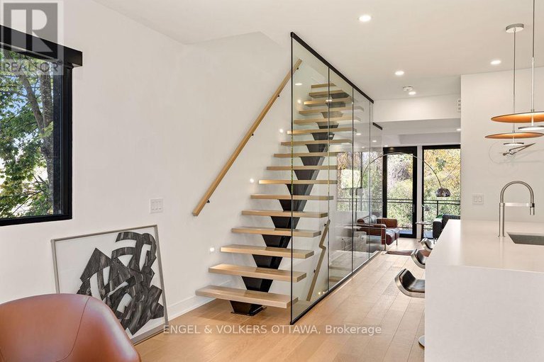 29049404/127-peridot-private/experimental-farm/ottawa/ontario/K2C3M3_45