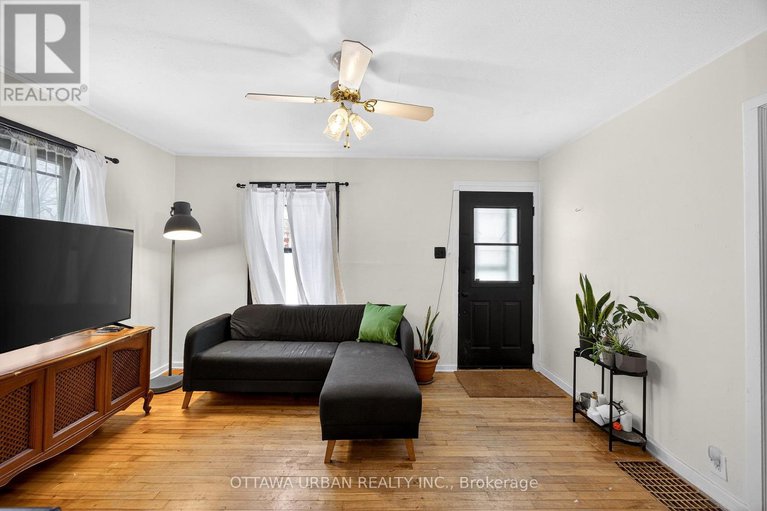 29249912/951-merivale-road/carlington/ottawa/ontario/K1Z6A3_17