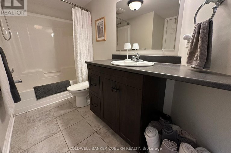 29443964/105-398-van-buren-street/kemptville/north-grenville/ontario/K0G1J0_16