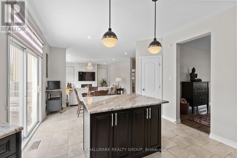28628034/112-gracewood-crescent/blossom-parkkemp-parkfindlay-creek/ottawa/ontario/K1T0J5_9
