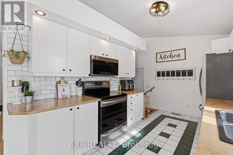 29437071/2174-lemery-street/clarencerockland-twp/clarence-rockland/ontario/K0A1E0_13