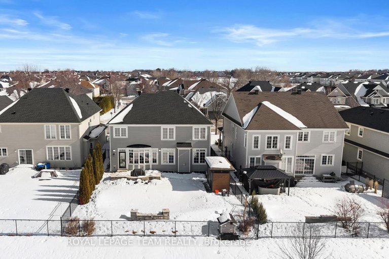 29388104/430-kilmarnock-way/stonebridge/ottawa/ontario/K2J0M5_5