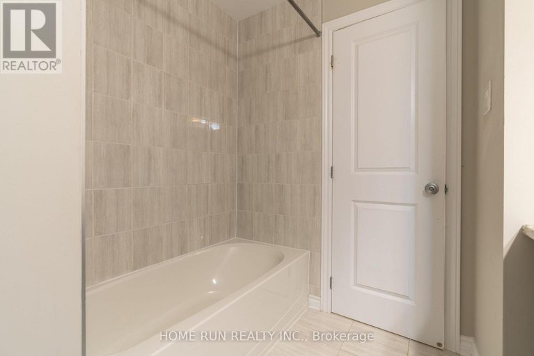 28823444/974-kilbirnie-drive/half-moon-bay/ottawa/ontario/K2J6E6_27
