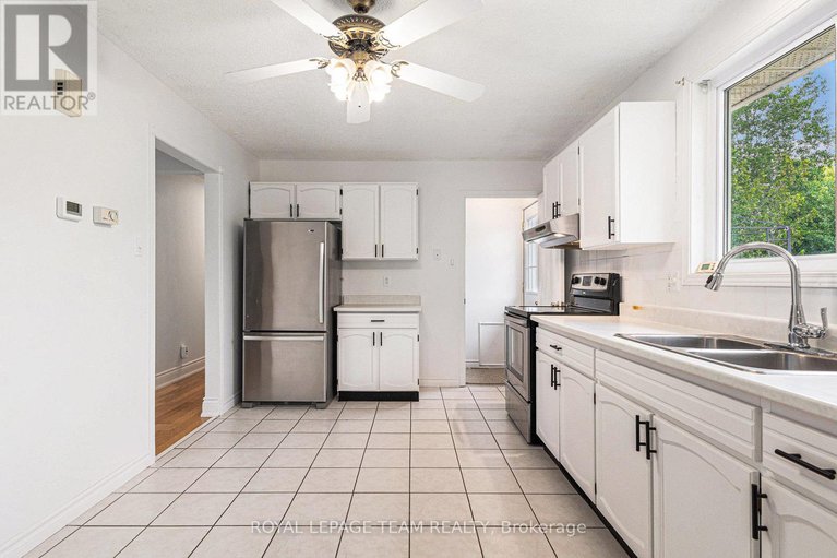 28532588/104-burns-drive/mcnabbraeside-twps/mcnabbraeside/ontario/K0A1G0_11