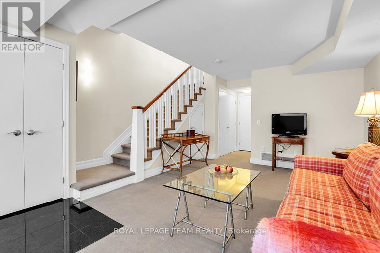 28815595/7-775-richmond-road-n/woodroffe/ottawa/ontario/K2A0G7_9