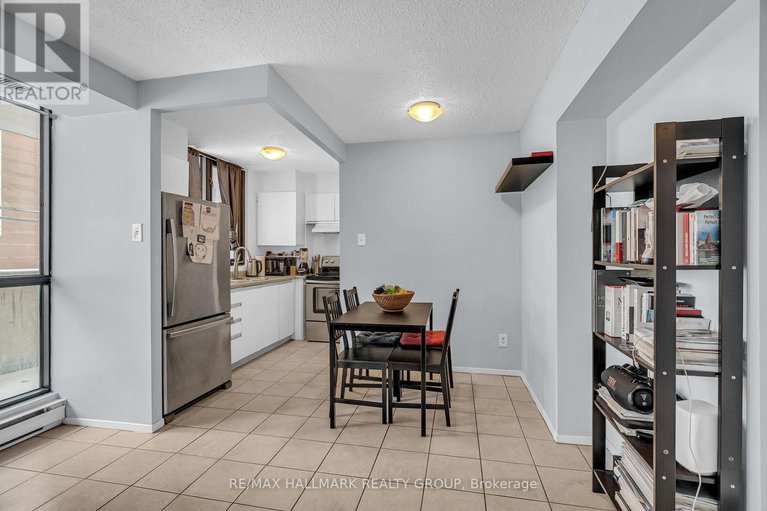 28552733/202-200-bay-street/ottawa-centre/ottawa/ontario/K1R7W8_7