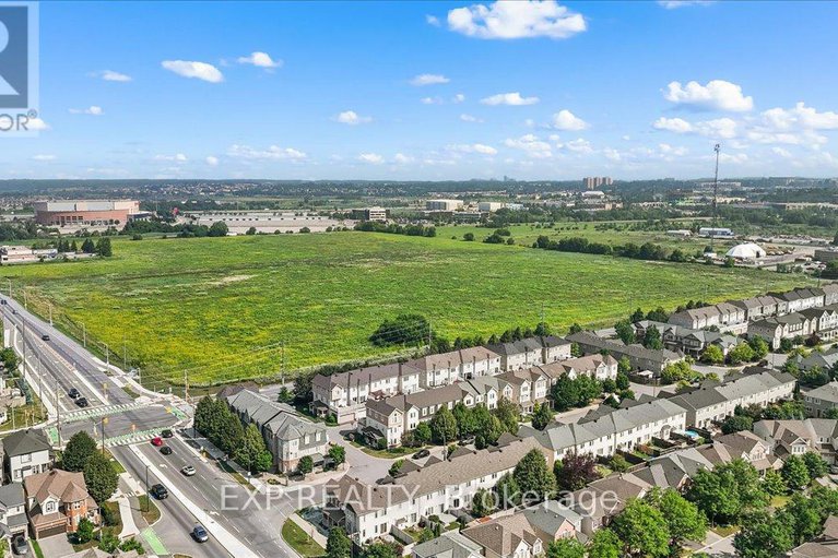 28625163/104-harmattan-avenue/stittsville-north/ottawa/ontario/K2S0E3_34