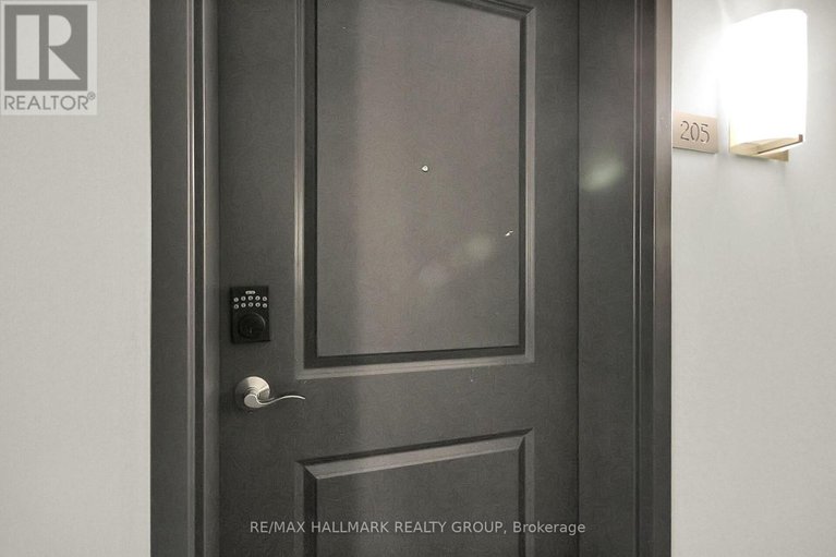 28092683/205-429-kent-street/ottawa-centre/ottawa/ontario/K2P1B5_6