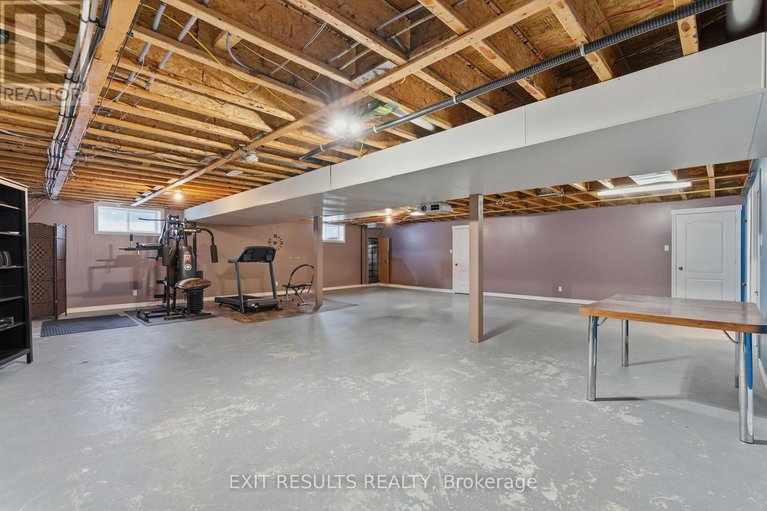 29625527/638-st-thomas-road/russell-twp/russell/ontario/K0A1W0_17