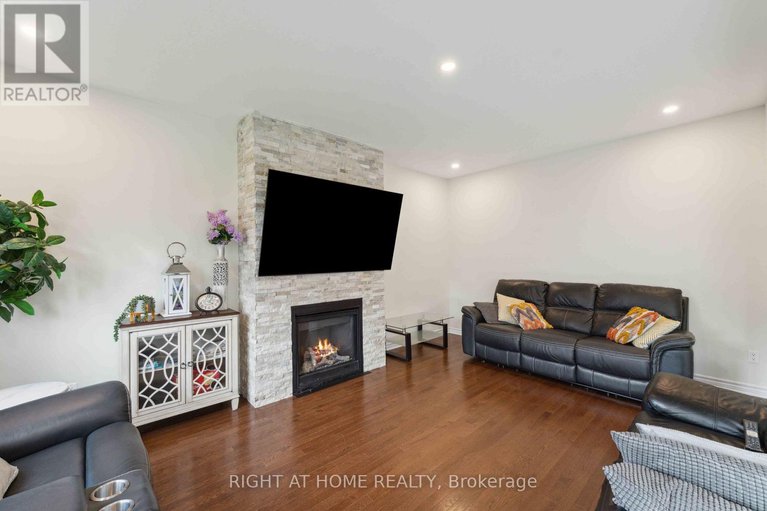 28266624/1868-maple-grove-road/stittsville-north/ottawa/ontario/K2S0W3_10