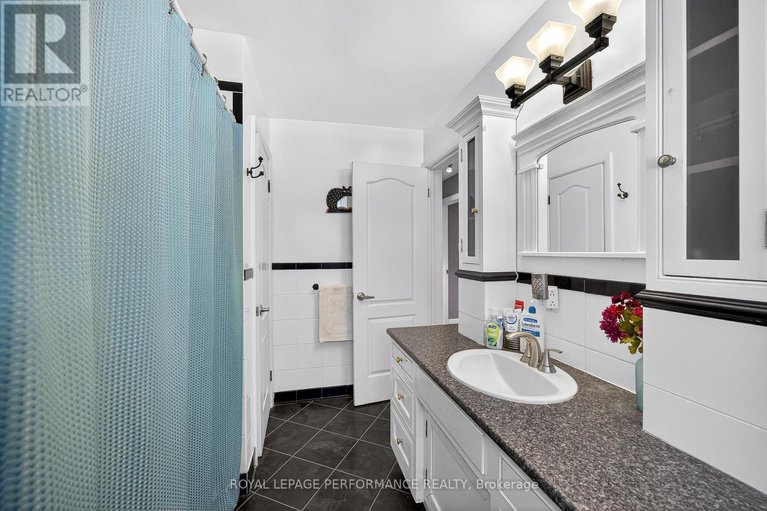 29444506/3864-carp-road/carp/ottawa/ontario/K0A1L0_33