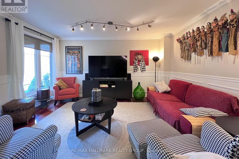 28748697/4-cadence-gate/bridlewood/ottawa/ontario/K2M1G9_4