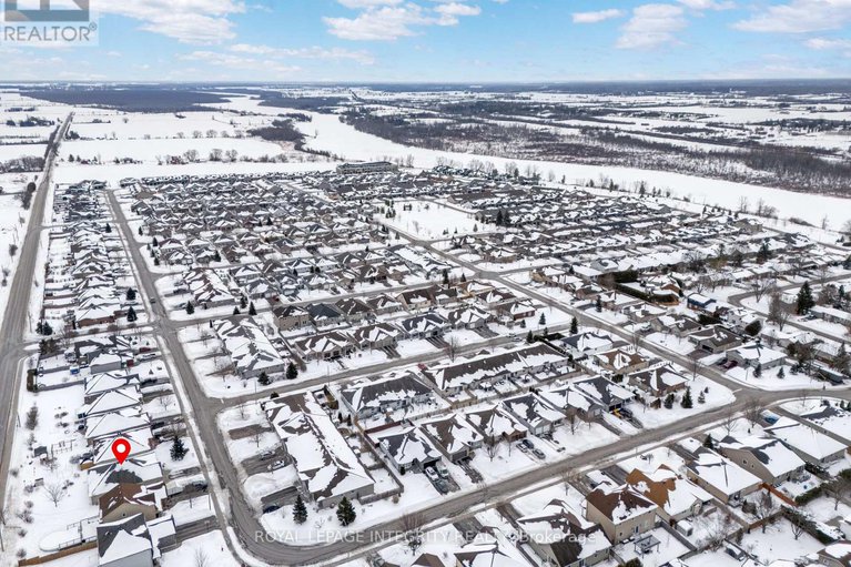 29377762/59-johanna-street/almonte/mississippi-mills/ontario/K0A1A0_39