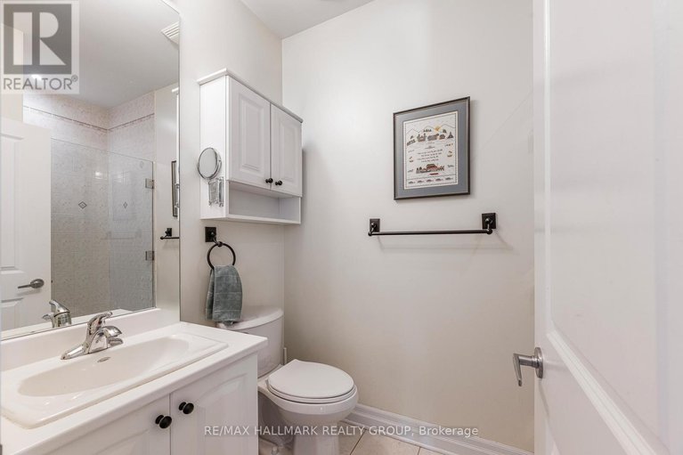 29357425/8-waterford-way/pineglencountry-place/ottawa/ontario/K2E7V4_16