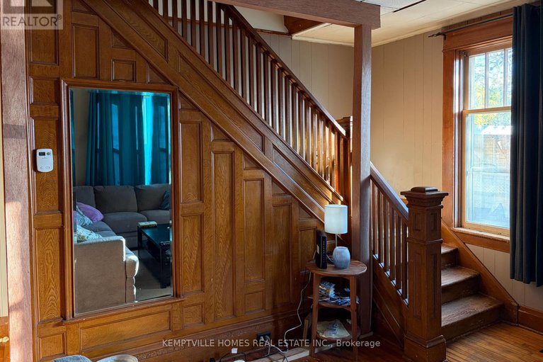 28974833/10-bridge-street/north-grenville-twp-kemptville-south/north-grenville/ontario/K0G1S0_21