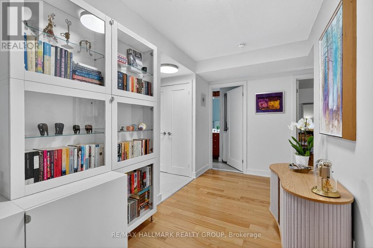 28980625/202-317-metcalfe-street/ottawa-centre/ottawa/ontario/K2P1S3_9
