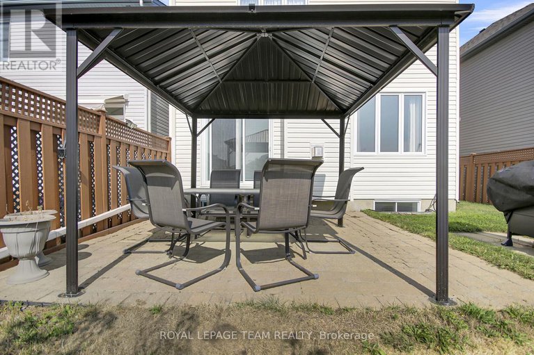 29143199/1024-northgraves-crescent/emerald-meadowstrailwest/ottawa/ontario/K2M0C8_38