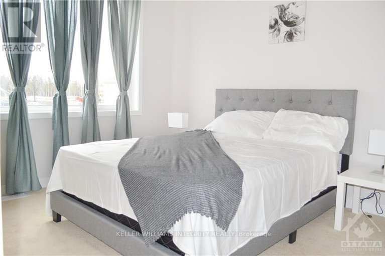 28286465/331-crossway-terrace/stittsville-north/ottawa/ontario/K2S2Z3_9