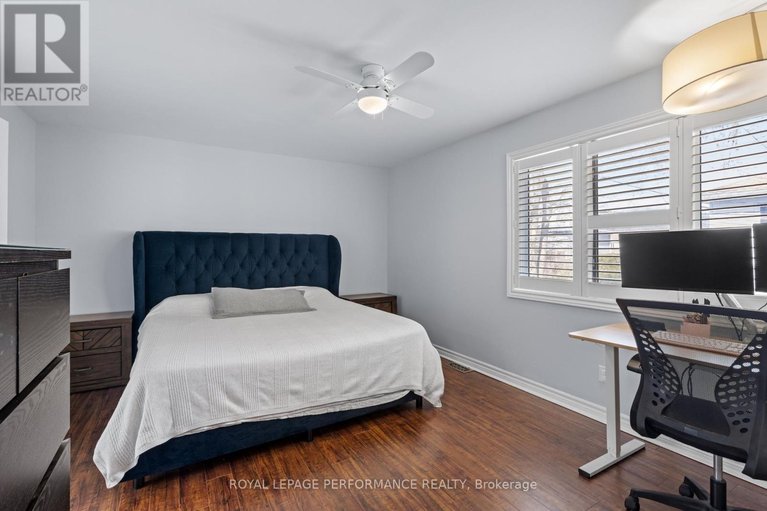 29606719/219-switzer-avenue/westborohampton-park/ottawa/ontario/K1Z7H8_21