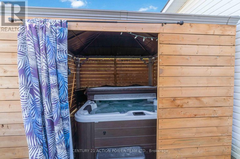 28888817/4975-st-paul-street/east-hawkesbury-twp/hawkesbury/ontario/K0B1P0_45