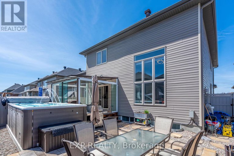 28273592/2114-helene-campbell-road/cedargrovefraserdale/ottawa/ontario/K2J4J2_44