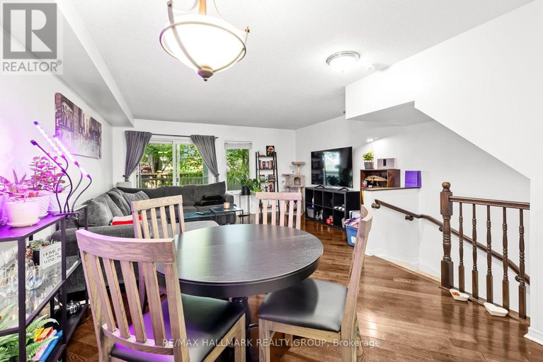 28440261/235-keltie-private/longfields/ottawa/ontario/K2J0A3_12