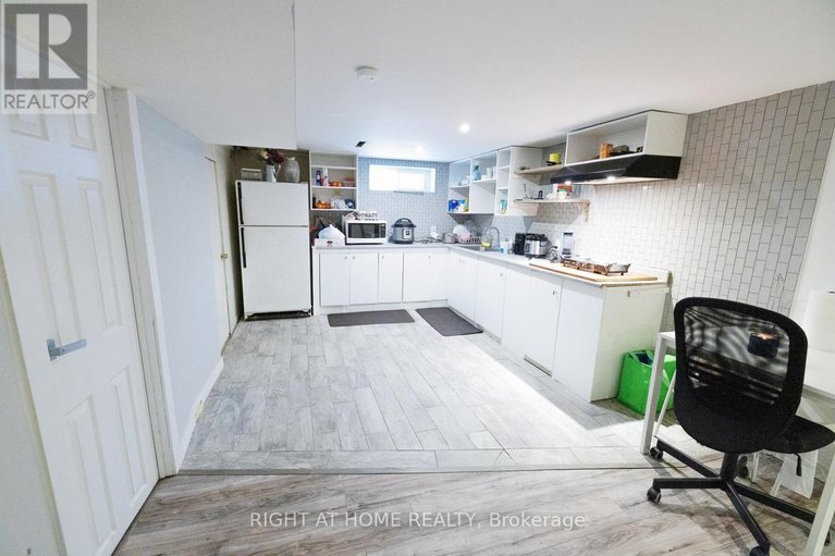 29670572/134-david-drive-e/meadowlandsst-claire-gardens/ottawa/ontario/K2G2N9_13