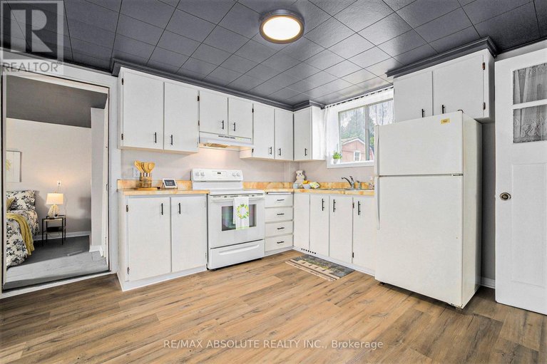 29607383/10-neilson-street/mcnabbraeside-twps/mcnabbraeside/ontario/K7S3G2_11