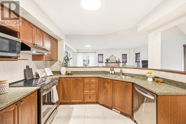 29019849/281-freedom-private/riverview-park/ottawa/ontario/K1G6W3_7