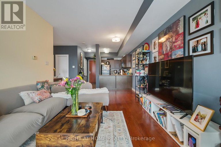 29527059/2302-234-rideau-street/sandy-hill/ottawa/ontario/K1N0A9_13